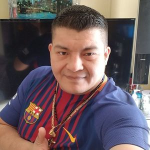 Meet your Posher, Claudio mauricio